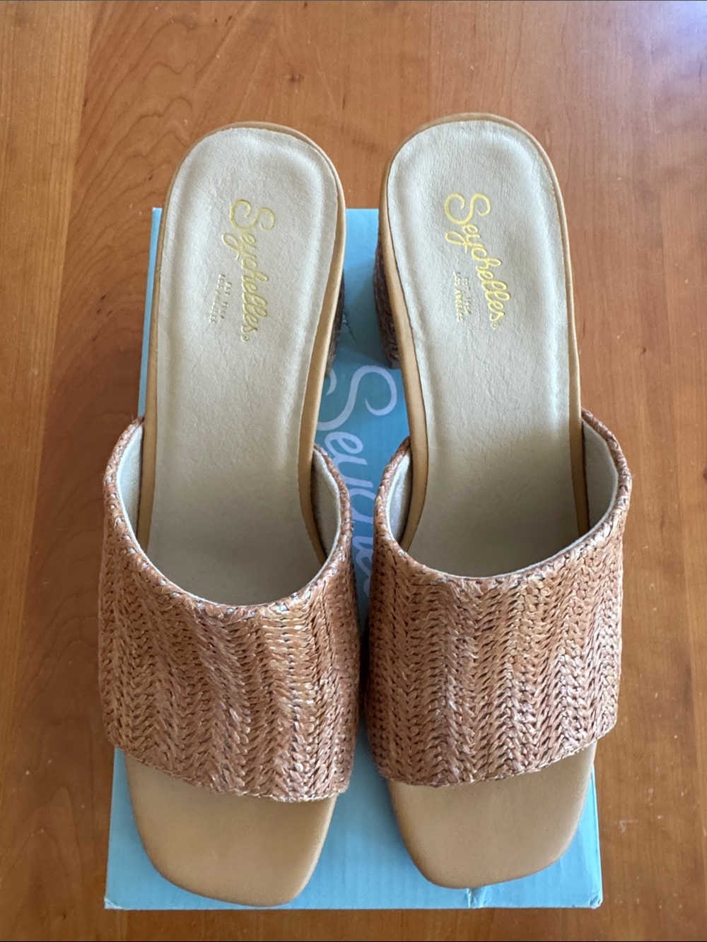 Seychelles Adapt Tan Raffia Slides
